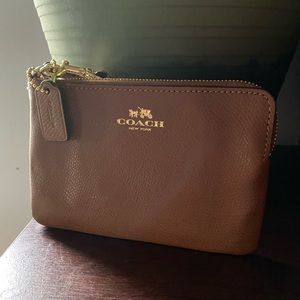 ❗️FLASH SALE❗️NWOT Coach Wristlet